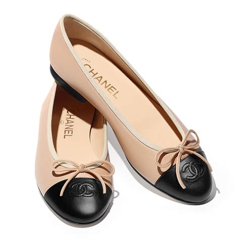 ballerines bicolores chanel|chanel ballerinas price.